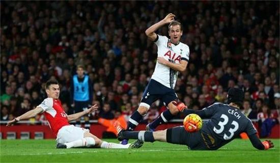 现实中的情 现实中的情